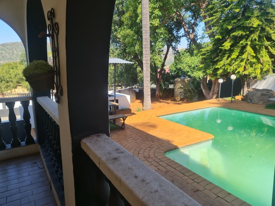 4 Bedroom Property for Sale in Safari Gardens North West